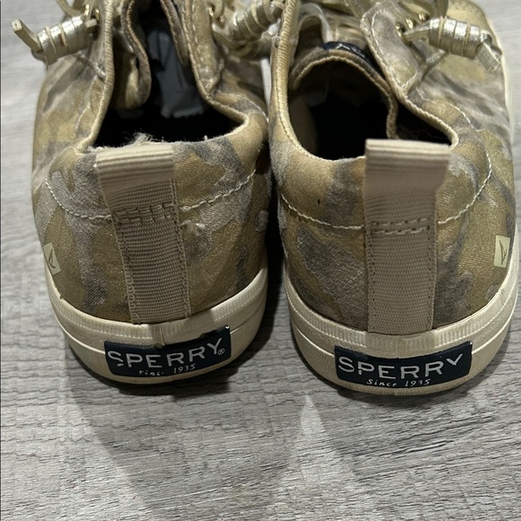 Sperry Kids Gold / Tan Camouflage Sneakers Size 1 - Picture 2 of 4